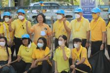 ทน.แม่สอด จัดกิจกรรมจิตอาสาบำเพ็ญสาธารณประโยชน์ เนื่องในวันคล้ายวันสวรรคตของพระบาทสมเด็จพระบรมชนกาธิเบศร มหาภูมิพลอดุลยเดชมหาราช บรมนาถบพิตร