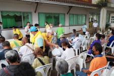 ทน.แม่สอด มอบเครื่องอุปโภค - บริโภค ให้แก่ผู้มีรายได้น้อยและผู้ประสบปัญหาทางสังคมต่างๆ 