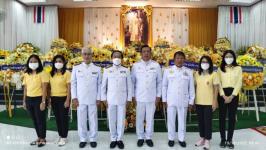 ทน.แม่สอด ร่วมพิธีวางพวงมาลาถวายราชสักการะพระบาทสมเด็จ พระบรมชนกาธิเบศร มหาภูมิพลอดุลยเดชมหาราช บรมนาถบพิตร เนื่องในวันคล้ายวันสวรรคต