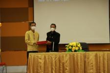 ทน.แม่สอด ร่วมเปิดโครงการอบรมการใช้เครื่องวิทยุคมนาคมแบบสังเคราะห์ความถี่  เพื่อสนับสนุนการปฏิบัติงานแก้ปัญหาไฟป่า และหมอกควันพื้นที่ภาคเหนือ	