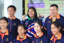 ทน.แม่สอด ร่วมแสดงความยินดีกับนางสาวสุชญา คำแดงดี ร.ร.กีฬาเทศบาลนครแม่สอด คว้าเหรียญเงิน วิ่งผลัดเมดเลย์ ทีมชาติไทยในการแข่งขัน Asian U18 Youth Athletics Championships 2022