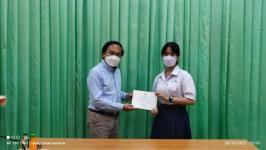 ทน.แม่สอด มอบใบประกาศเกียรติบัตร ผู้ผ่านการฝึกประสบการณ์  ด้านการแพทย์และสาธารณสุข คลินิกชุมชนอบอุ่นเทศบาลนครแม่สอด