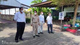 ทน.แม่สอด คณะผู้บริหารลงพื้นที่ต่อเนื่อง ตรวจเยี่ยมความพร้อมสถานศึกษาในสังกัดเทศบาลนครแม่สอด