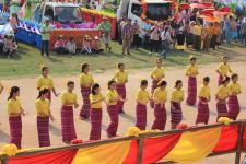 เทศบาลนครแม่สอด จัดขบวนแห่สงกรานต์ ประจำปี 2561 เพื่อสืบสานประเพณีและวัฒนธรรมอันดีงามของไทย 16 เมษายน 2561