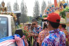 เทศบาลนครแม่สอด จัดขบวนแห่สงกรานต์ ประจำปี 2561 เพื่อสืบสานประเพณีและวัฒนธรรมอันดีงามของไทย 16 เมษายน 2561