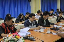 เทศบาลนครแม่สอดจัดการประชุมคณะผู้บริหารและ หัวหน้าส่วนราชการเทศบาลนครแม่สอด 10/2560