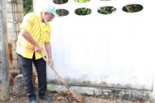 วันคล้ายวันพระบรมราชสมภพของพระบาทสมเด็จพระมหาภูมิพลอดุลยเดชมหาราช บรมนาถบพิตร และวันพ่อแห่งชาติ 