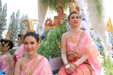 เทศบาลนครแม่สอด จัดขบวนแห่สงกรานต์ ประจำปี 2561 เพื่อสืบสานประเพณีและวัฒนธรรมอันดีงามของไทย 16 เมษายน 2561