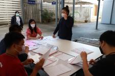 ทน.แม่สอด ส่งมอบหีบเลือกตั้งสมาชิกสภาเทศบาล เขตเลือกตั้งที่ 4 (แทนตำแหน่งที่ว่าง) 