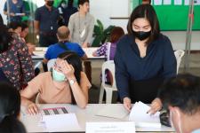 ทน.แม่สอด ส่งมอบหีบเลือกตั้งสมาชิกสภาเทศบาล เขตเลือกตั้งที่ 4 (แทนตำแหน่งที่ว่าง) 