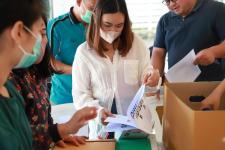 ทน.แม่สอด ส่งมอบหีบเลือกตั้งสมาชิกสภาเทศบาล เขตเลือกตั้งที่ 4 (แทนตำแหน่งที่ว่าง) 