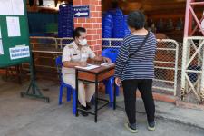 ทน.แม่สอด ลงพื้นที่ตรวจเยี่ยมหน่วยเลือกตั้งสมาชิกสภาเทศบาล เขตเลือกตั้งที่ 4 (แทนตำแหน่งที่ว่าง) 