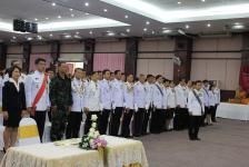 ดร.เทอดเกียรติ ชินสรนันท์ นายกเทศมนตรีนครแม่สอด นำผู้บริหารเทศบาล ประธานสภาเทศบาลนครแม่สอด พร้อมสมาชิกสภาเทศบาลนครแม่สอด ร่วมลงนามถวายพระพร เนื่องในวันพ่อแห่งชาติ ประจำปี ๒๕๕๘