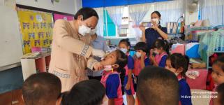 ทน.แม่สอด จัดกิจกรรมการรณรงค์หยอดวัคซีนโปลิโอ ประจำปี 2565 (ครั้งที่ 2) ในเขตเทศบาลนครแม่สอด