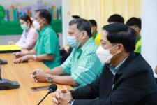 ทน.แม่สอด มอบโอวาทคณะนักกีฬาวอลเล่ย์บอล โรงเรียนเทศบาลวัดมณีไพรสณฑ์ 