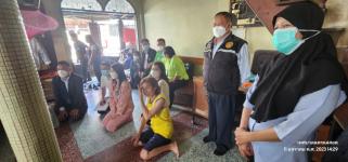 ทน.แม่สอด ร่วมกับนายอัครเดช ตาสะหลี บริษัทแม่สอดฟรีโซน จำกัด  ลงพื้นที่เยี่ยมผู้ป่วยติดเตียงและผู้พิการ เขตเทศบาลนครแม่สอด