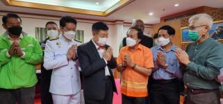 ทน.แม่สอด เข้าพบนายกองค์การบริหารส่วนจังหวัดตาก เพื่อสวัสดีปีใหม่และขอคำอวยพรในวาระดิถีขึ้นใหม่ประจำปี 2566