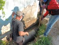 ทน.แม่สอด ลงพื้นที่ตรวจความเรียบร้อยการวางท่อระบายน้ำ ชุมชนประชารักษ์ เขตเทศบาลนครแม่สอด