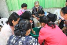 ทน.แม่สอด จัดโครงการฝึกอาชีพให้ความรู้ชุมชนในเขตเทศบาลนครแม่สอด “หลักสูตรน้ำยาดันฝุ่น น้ำยาซักผ้า” 