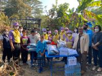 ทน.แม่สอด รองผู้ว่าราชการจังหวัดตาก และหน่วยงานที่เกี่ยวข้อง ลงพื้นที่เยี่ยมผู้ประสบเหตุอัคคีภัย ชุมชนสองแคว 2 