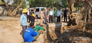 ทน.แม่สอด ลงพื้นที่ตรวจความเรียบร้อยการก่อสร้างท่อระบายน้ำ ชุมชนชุมพลพัฒนา เขตเทศบาลนครแม่สอด