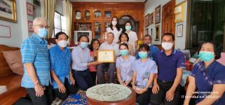 ทน.แม่สอด ลงพื้นที่มอบใบประกาศเกียรติคุณแด่ผู้สูงอายุที่มีอายุมากที่สุดของอำเภอแม่สอด และเยี่ยมเยือนผู้ป่วยติดเตียงและผู้พิการ 