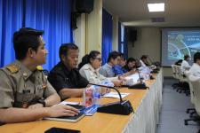 เทศบาลนครแม่สอดกำหนดการประชุมเพื่อพิจารณาแนวเส้นทางเลือกและรูปแบบการก่อสร้างการศึกษาความเหมาะสมด้านเศรษฐกิจวิศวกรรมและผลกระทบสิ่งแวดล้อมเบื้องต้นทางหลวงพิเศษระหว่างสายตากแม่สอด