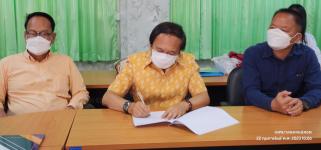 ทน.แม่สอด ร่วมพิธีลงนามบันทึกความร่วมมือโครงการบ้านพอเพียงชนบท 	