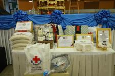 ทน.แม่สอด ร่วมพิธีมอบเครื่องหมายเชิดชูเกียรติ “สดุดีป้องกัน”  ให้แก่ เด็กหญิงวรรณศพร มิ่งขวัญตา และให้กำลังใจแก่ผู้ประสบอัคคีภัย