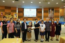 ทน.แม่สอด ร่วมพิธีมอบเครื่องหมายเชิดชูเกียรติ “สดุดีป้องกัน”  ให้แก่ เด็กหญิงวรรณศพร มิ่งขวัญตา และให้กำลังใจแก่ผู้ประสบอัคคีภัย