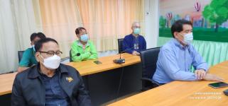 ทน.แม่สอด มอบเงินช่วยเหลือนางคำพลอย กสิผล กรณีเหตุเพลิงไหม้บ้าน โดยศูนย์ช่วยเหลือประชาชน เทศบาลนครแม่สอด