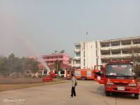 ทน.แม่สอด ดำเนินการฉีดล้างถนนและพ่นละอองน้ำ เพื่อลดปัญหาฝุ่นละออง (PM2.5) เขตเทศบาลนครแม่สอด