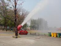 ทน.แม่สอด ดำเนินการฉีดล้างถนนและพ่นละอองน้ำ เพื่อลดปัญหาฝุ่นละออง (PM2.5) เขตเทศบาลนครแม่สอด