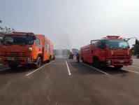 ทน.แม่สอด ดำเนินการฉีดล้างถนนและพ่นละอองน้ำเพื่อลดปัญหาฝุ่นละออง (PM2.5) เขตเทศบาลนครแม่สอด