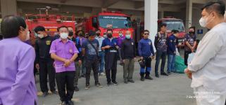 ทน.แม่สอด ร่วมกับ นายอัครเดช ตาสะหลี บริษัทแม่สอดฟรีโซน จำกัด  สนับสนุนมอบชุดทำงาน เพื่อสนับสนุนการทำงานและเป็นขวัญกำลังใจบุคลกร                 