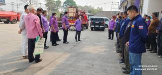 ทน.แม่สอด ร่วมกับ นายอัครเดช ตาสะหลี บริษัทแม่สอดฟรีโซน จำกัด  สนับสนุนมอบชุดทำงาน เพื่อสนับสนุนการทำงานและเป็นขวัญกำลังใจบุคลกร                 