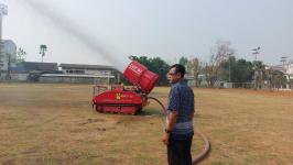 ทน.แม่สอด ดำเนินการฉีดล้างถนนและพ่นละอองน้ำ เพื่อลดปัญหาฝุ่นละออง (PM2.5) เขตเทศบาลนครแม่สอด วันพฤหัสบดี ที่ 9 มีนาคม 2566 