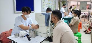 ทน.แม่สอด ร่วมกับโรงพยาบาลรวมชัยประชารักษ์ จัดโครงการสูงวัย รวมชัยไร้ต้อกระจก