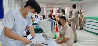 ทน.แม่สอด ร่วมกับโรงพยาบาลรวมชัยประชารักษ์ จัดโครงการสูงวัย รวมชัยไร้ต้อกระจก