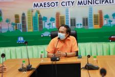 ทน.แม่สอด มอบใบประกาศเกียรติบัตร ผู้ผ่านการฝึกประสบการณ์ ด้านการแพทย์และสาธารณสุข คลินิกชุมชนอบอุ่นเทศบาลนครแม่สอด