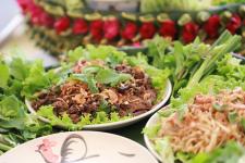 ทน.แม่สอด จัดโครงการประเพณีอาหารพื้นเมืองท้องถิ่น เทศบาลนครแม่สอด ประจำปี 2566