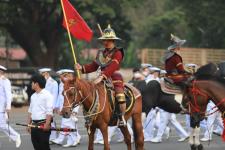 ทน.แม่สอด ร่วมพิธีอัญเชิญพระบรมรูปหล่อสมเด็จพระเจ้าตากสินมหาราช (ทรงม้า) ประดิษฐาน ณ วงเวียนแยกอุ้มผาง อำเภอแม่สอด จังหวัดตาก