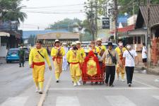 ทน.แม่สอด ร่วมพิธีอัญเชิญพระบรมรูปหล่อสมเด็จพระเจ้าตากสินมหาราช (ทรงม้า) ประดิษฐาน ณ วงเวียนแยกอุ้มผาง อำเภอแม่สอด จังหวัดตาก