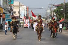 ทน.แม่สอด ร่วมพิธีอัญเชิญพระบรมรูปหล่อสมเด็จพระเจ้าตากสินมหาราช (ทรงม้า) ประดิษฐาน ณ วงเวียนแยกอุ้มผาง อำเภอแม่สอด จังหวัดตาก