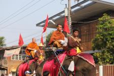 ทน.แม่สอด ร่วมพิธีอัญเชิญพระบรมรูปหล่อสมเด็จพระเจ้าตากสินมหาราช (ทรงม้า) ประดิษฐาน ณ วงเวียนแยกอุ้มผาง อำเภอแม่สอด จังหวัดตาก