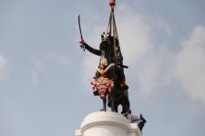 ทน.แม่สอด ร่วมพิธีอัญเชิญพระบรมรูปหล่อสมเด็จพระเจ้าตากสินมหาราช (ทรงม้า) ประดิษฐาน ณ วงเวียนแยกอุ้มผาง อำเภอแม่สอด จังหวัดตาก