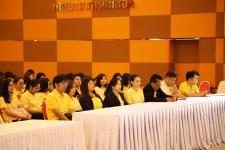 เทศบาลนครแม่สอด จัดกิจกรรมจิตอาสาปลูก “ต้นรวงผึ้ง” ต้นไม้มงคลด้วยหัวใจเฉลิมพระเกียรติ