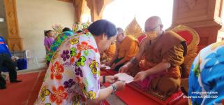 ทน.แม่สอด เข้าร่วมพิธีเปิดโครงการประเพณีท้องถิ่นสรงน้ำพระธาตุเจดีย์พญาหน่อกวิ้น ประจำปี 2566