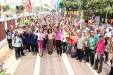 ทน.แม่สอด เข้าร่วมพิธีเปิดโครงการประเพณีท้องถิ่นสรงน้ำพระธาตุเจดีย์พญาหน่อกวิ้น ประจำปี 2566