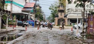 ทน.แม่สอด ลงพื้นที่สำรวจจากผลกระทบของพายุฤดูร้อน 